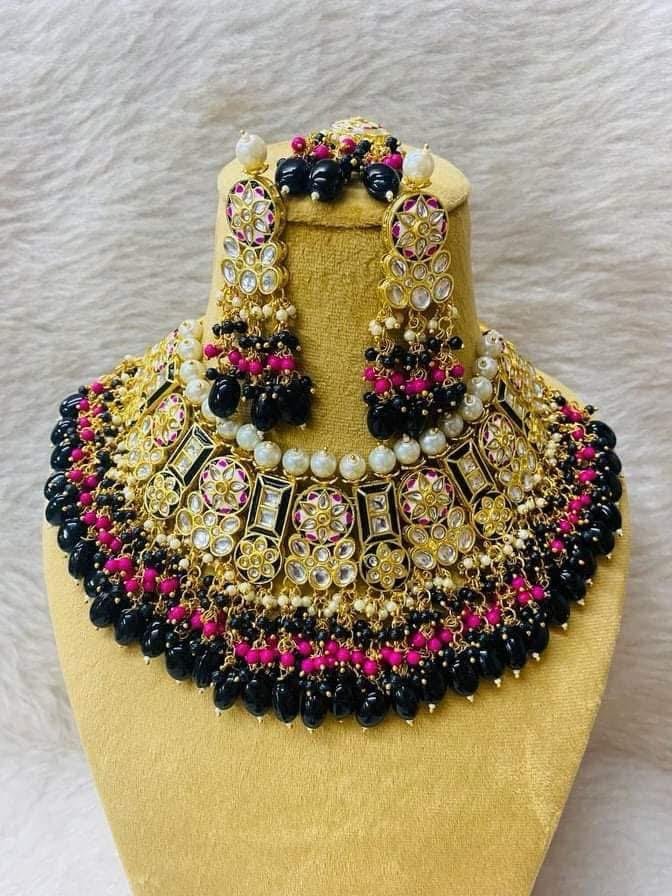 Golden Pearl Necklace